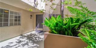 5520 Owensmouth Gallery 14