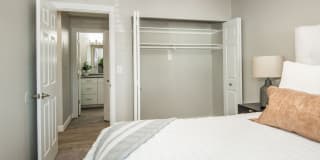 The Groves Gallery 15