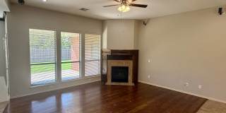Gorgeous 4 Bed 2 Bath In Edmond Gallery 3