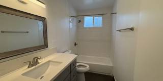 445 Rose Ave Apartments in Long Beach Gallery 3