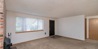 Farmington Oaks Gallery 6