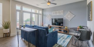 Overton Row Gallery 17