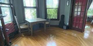 Goregous 3 bed in Allston Gallery 6