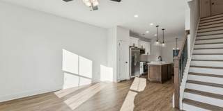 5006 Grayton Alley Gallery 60