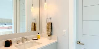 ** YOU WANT LUXURY AT ITS FINEST**ABSOLUTELY STUNNING ENTERTAINMENT 4\5 MOORINGS HOME ** Gallery 87