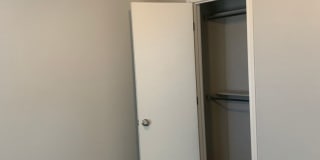 Remodeled 3 Bedroom near Moore Gallery 27