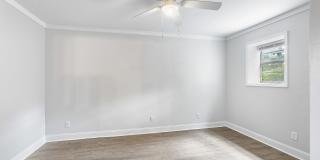 Edgewater Gallery 10
