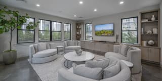 Woodside Trumbull Gallery 20