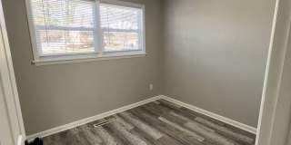 3 Bedroom Beautifully updated Ranch Gallery 19