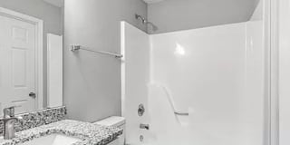 Room in 3 Bedroom Home at Lex Dr Gallery 17