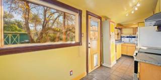 1726 Parker St # 1 Gallery 2