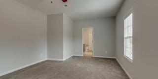 Fairview Station Charmer!  Perfectly comfortable 4/2.5 family home close to Westwood Elementary. Gallery 15