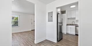 Hesperian Gallery 10