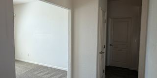 55+ Del Webb home in Somersett Gallery 26