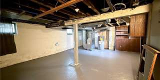 987 Boone Street Gallery 33