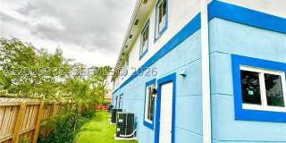 930 NW 2nd St Gallery 26
