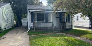 Beautiful 2 bedroom / 1 bathroom house available for rent! Gallery 1