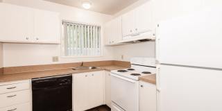 Churchill Gardens Apartments Gallery 8