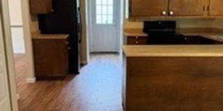 1293 Manor Dr Gallery 6