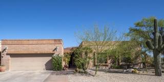Refined Desert Living in the Catalina Foothills Gallery 1