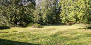 2 Bed / 2 Bath Home with 4-Car Garage, Large Yard & RV Parking in Graham! Gallery 13