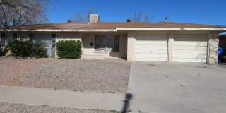 AVAILABLE NOW-Large 3 Bedroom, 2 Bath home for Rent Gallery 1