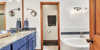 574 Wimbledon Ct. Gallery 36