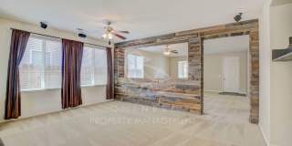 Plumas Lake Rental, Huge Living Room Plumas Lake Rental, Huge Living Room Gallery 9