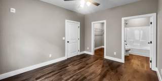 The Collection on 421 Gallery 19