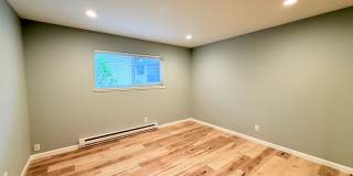 101 Glen Eyrie Ave. Gallery 22