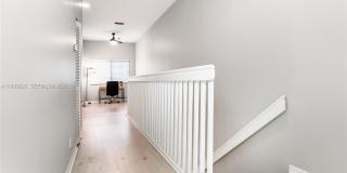 835 NE 17th Way Gallery 12