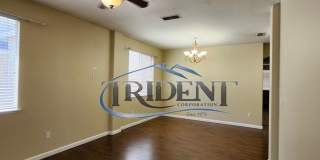 3-bedroom 2-bath home with den located in Edgewater Gallery 8