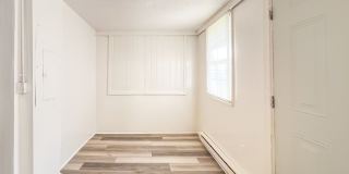 1102 Custer St Gallery 13