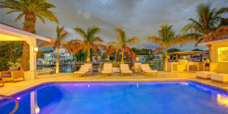 807 SNUG Island Gallery 89