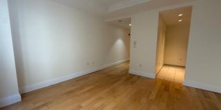 1 Huntington Ave unit: 310 Gallery 10