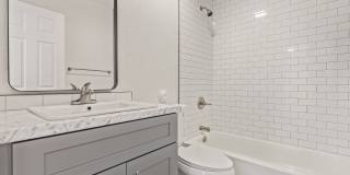 Stylish. Newly Renovated. Cozy, Boutique Community - On Broadway Apartments Gallery 17
