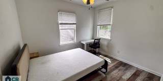 5bd/2ba Near Campus and Stadium! Available for 2026-2027! Text (510) 631-1171 Gallery 13
