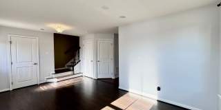 Available 07-08-26! Townhouse w/Garage - Pet Friendly - All Appliances Convey! Gallery 12