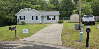 912 Laurel Lane Gallery 1