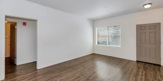 Willow Creek Apartments Gallery 11