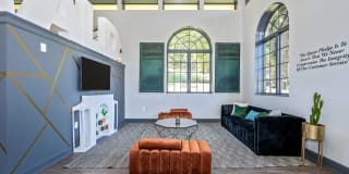 Emerald Apartments Gallery 14
