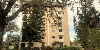 512 W VENICE AVENUE Gallery 1