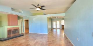 CHARLESTON COMMERCIAL CENTER - David Adam Road Gallery 16