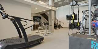 Alloy Sunnyside Gallery 33