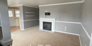 3 Bedroom Rambler in North Tacoma With A/C! Gallery 3