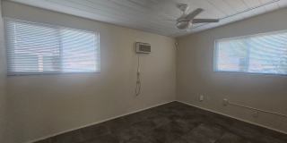 Adorable 2 bed 1 bath Gallery 12