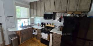 Fully Furnished Downtown Carlisle Townhouse with Fenced Yard and Off Street Parking Gallery 13