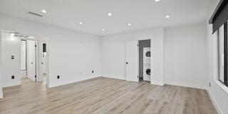 955 N Oxford Avenue Gallery 39