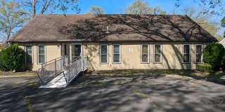 16 REEVES Avenue Gallery 1