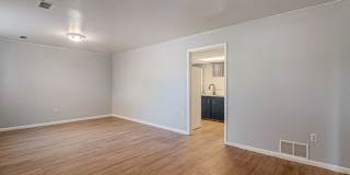 Spacious 2-Bedroom Garden-Level Apartment with Garage & In-Unit Laundry Gallery 4
